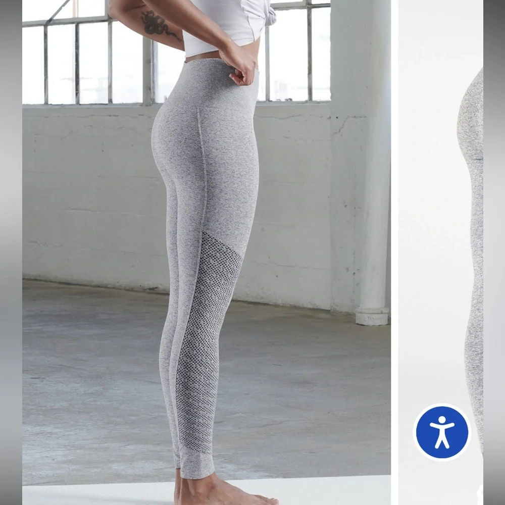 Fabletics Light Gray Women's Leggings - Picture 1 of 5